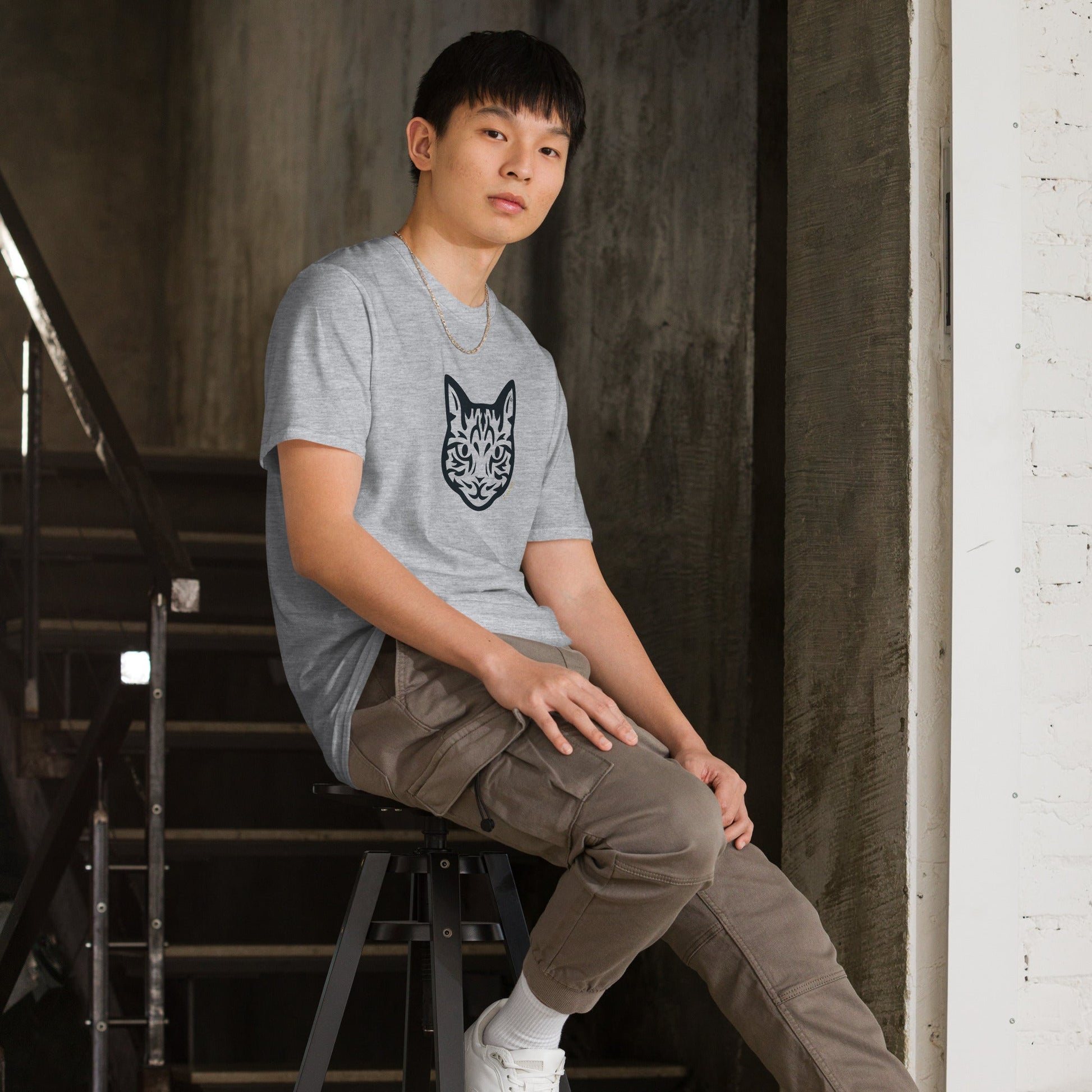 Camiseta unissex de manga curta - Gato Tigrado - Tribal - Cores Claras i-animals