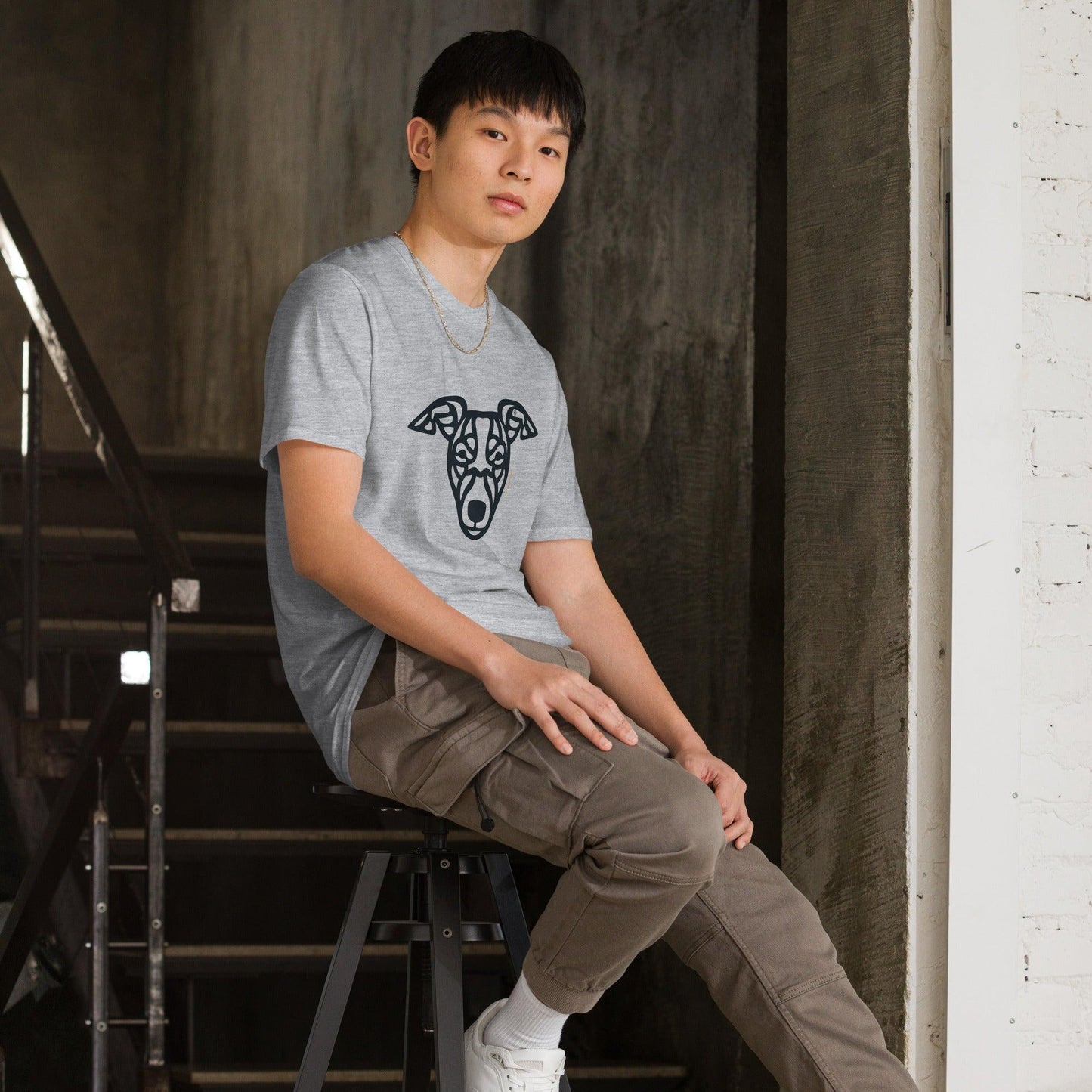 Camiseta unissex de manga curta - Whippet - Tribal - Cores Claras i-animals