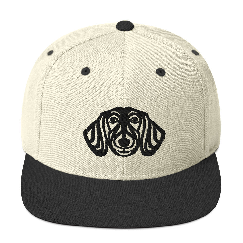 Boné Snapback Dachshund - Tribal - Cores claras - i-animals