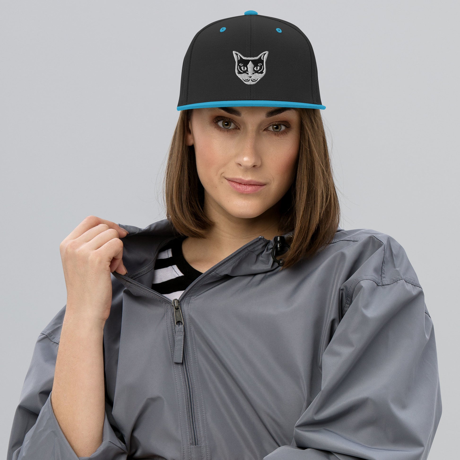 Boné Snapback Gato Preto e Branco - Tribal - i-animals