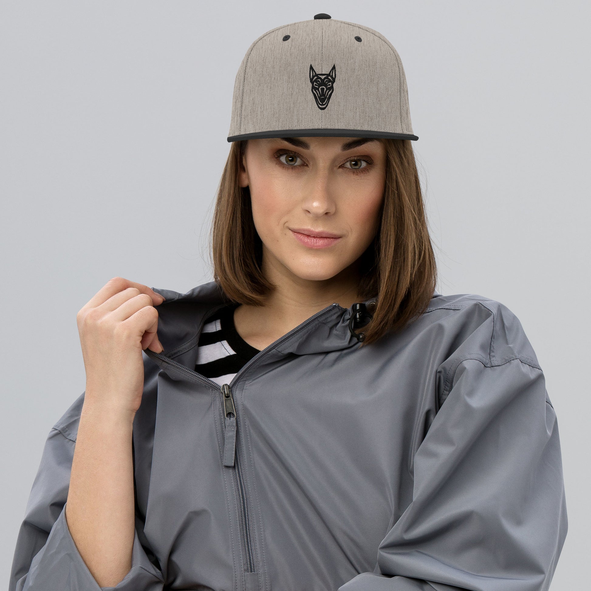Boné Snapback Doberman - Tribal - Cores claras - i-animals